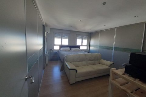 Apartment for sale in Guardamar del Segura, Alicante, Spain 1 bedroom, 77 sq.m. No. 183635 - photo 22