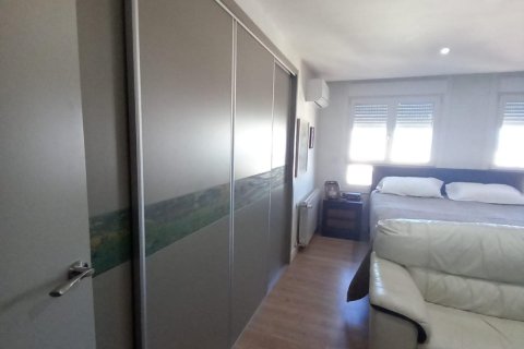 Apartment for sale in Guardamar del Segura, Alicante, Spain 1 bedroom, 77 sq.m. No. 183635 - photo 18