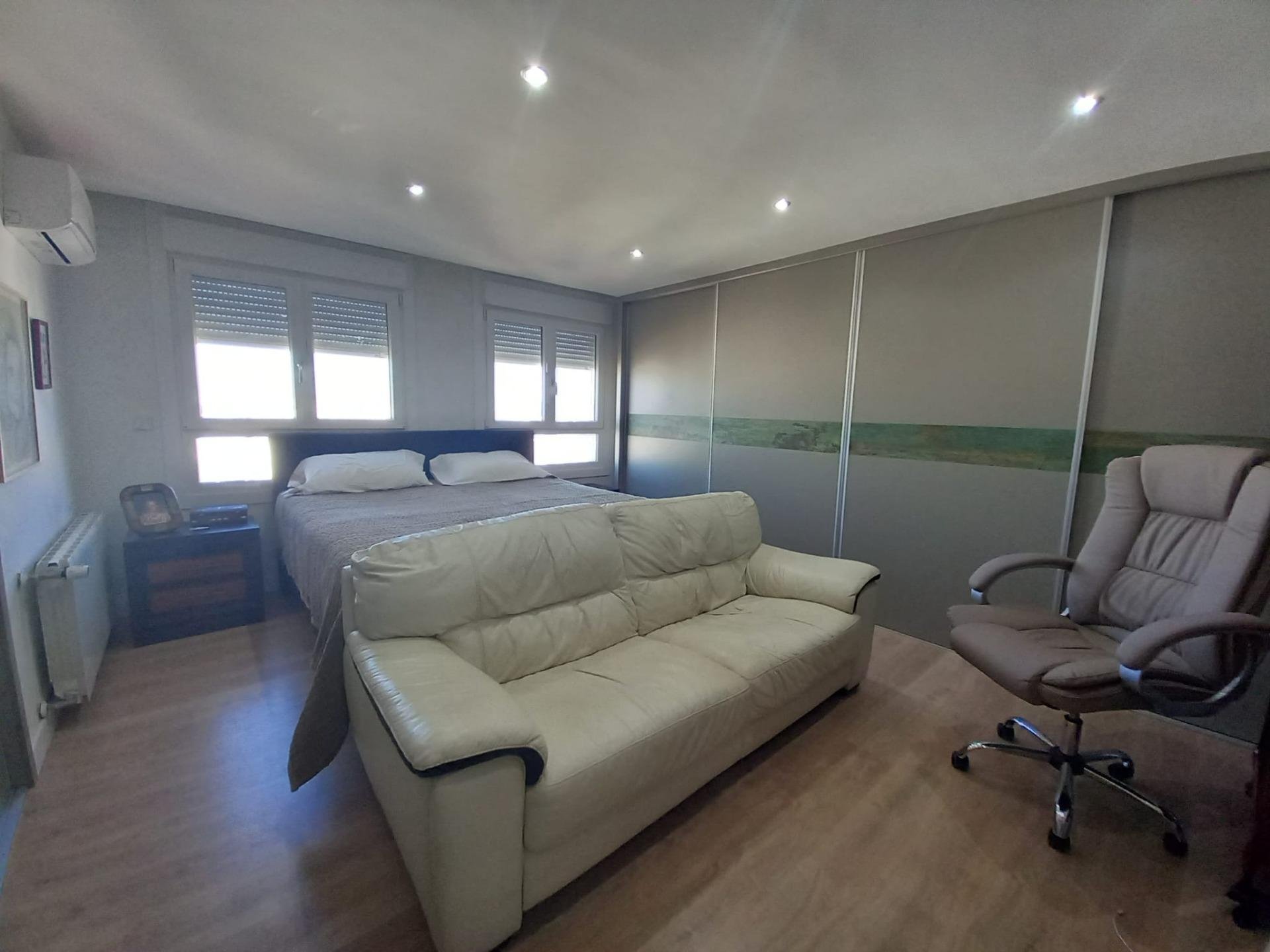 Huoneisto Guardamar del Segura, Alicante, Espanja 1 makuuhuone, 77 m2 No. 183635