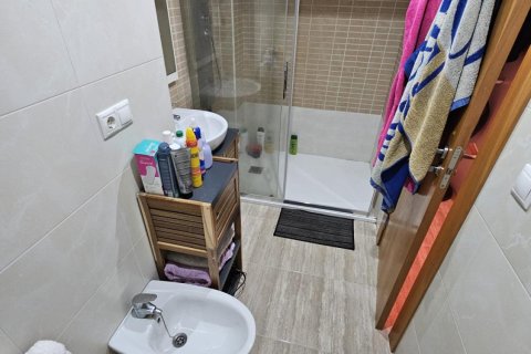 Apartment for sale in Guardamar del Segura, Alicante, Spain 2 bedrooms, 66 sq.m. No. 183637 - photo 10