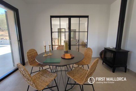 Finca vuokrattavana Buger, Mallorca, Espanja, 3 makuuhuonetta, 242 m2 No. 186962 - kuva 10