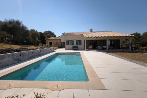 Finca Buger, Mallorca, Espanja 3 makuuhuonetta, 242 m2 No. 186962