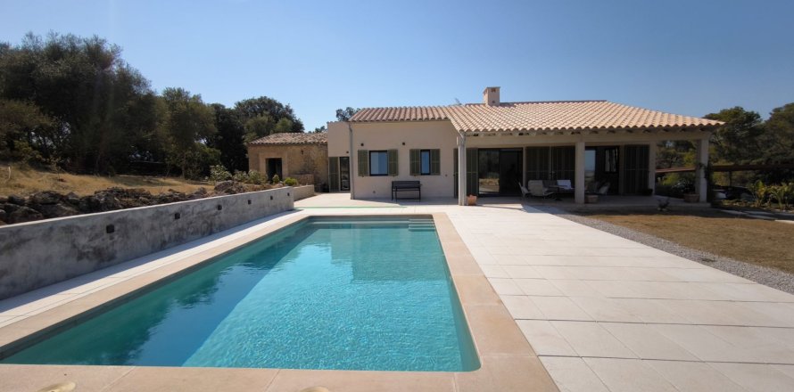 Finca Buger, Mallorca, Espanja 3 makuuhuonetta, 242 m2 No. 186962