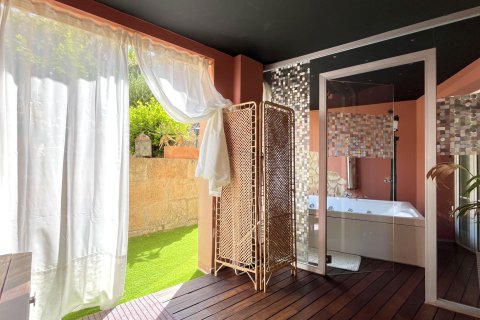 Huoneisto vuokrattavana Santa Ponsa, Mallorca, Espanja, 2 makuuhuonetta, 130 m2 No. 186958 - kuva 4