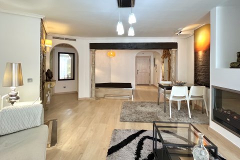 Huoneisto vuokrattavana Santa Ponsa, Mallorca, Espanja, 2 makuuhuonetta, 130 m2 No. 186958 - kuva 11
