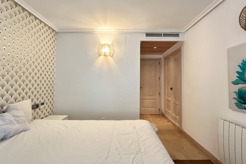 Huoneisto vuokrattavana Santa Ponsa, Mallorca, Espanja, 2 makuuhuonetta, 130 m2 No. 186958 - kuva 16