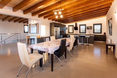 Finca for rent Campos, Mallorca, Spain 5 bedrooms, 500 sq.m. No. 111816 - photo 12