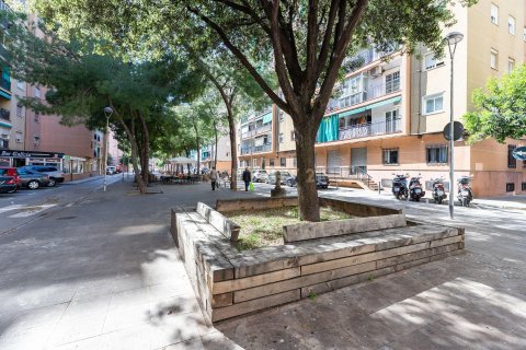Gewerbeimmobilien in La Llagosta, Barcelona, Spanien 97 m2 Nr. 186294