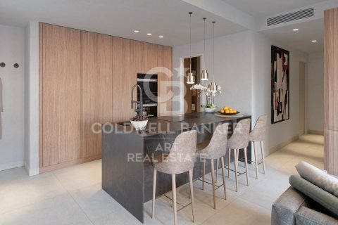 Apartment à vendre à Malaga, Espagne, 2 chambres, 103 m2 No. 178487 - photo 5