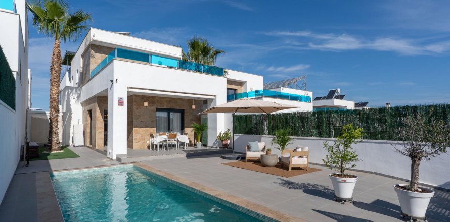 Villa à Bigastro, Alicante, Espagne 3 chambres, 129 m2 No. 189256