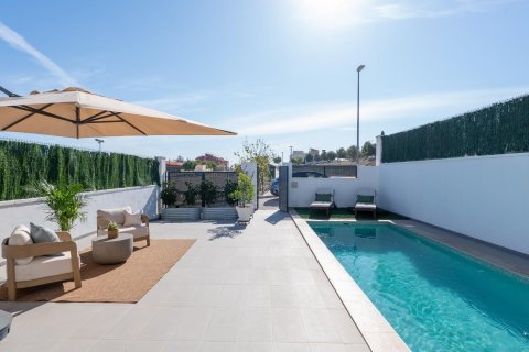 Villa à vendre à Bigastro, Alicante, Espagne, 3 chambres, 129 m2 No. 189256 - photo 4