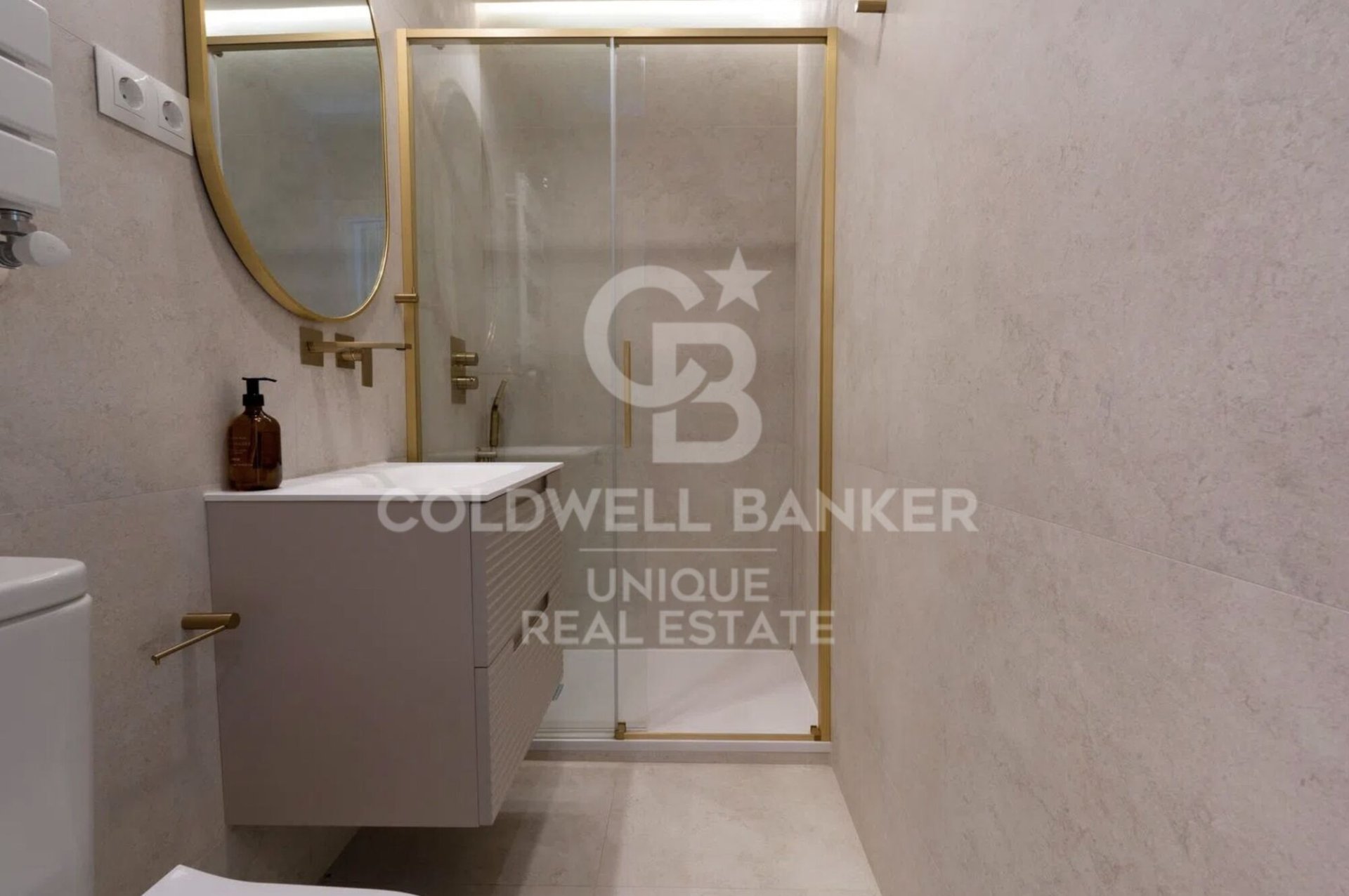 Huoneisto Madrid, Espanja 2 makuuhuonetta, 75 m2 No. 178786