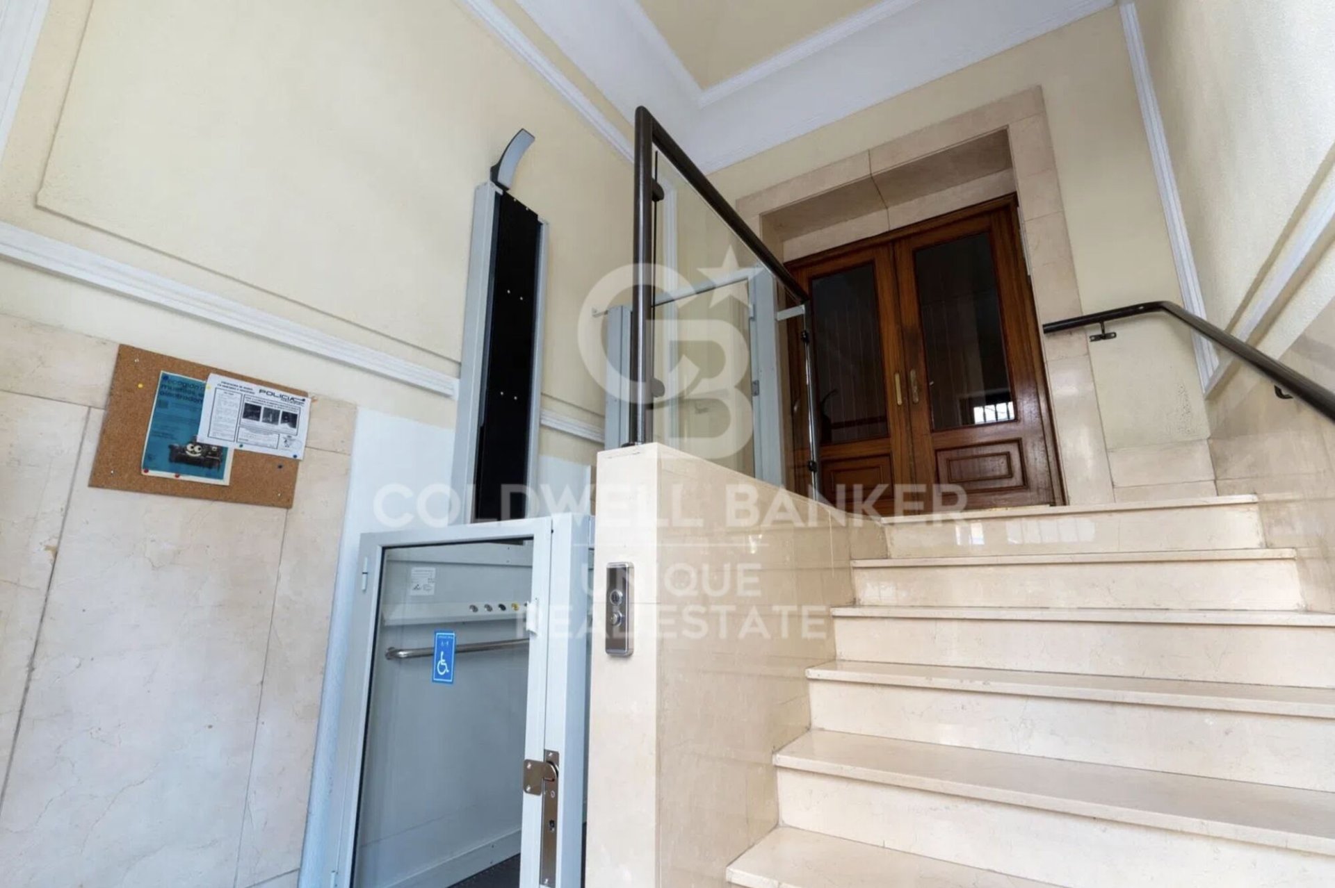 Huoneisto Madrid, Espanja 2 makuuhuonetta, 75 m2 No. 178786