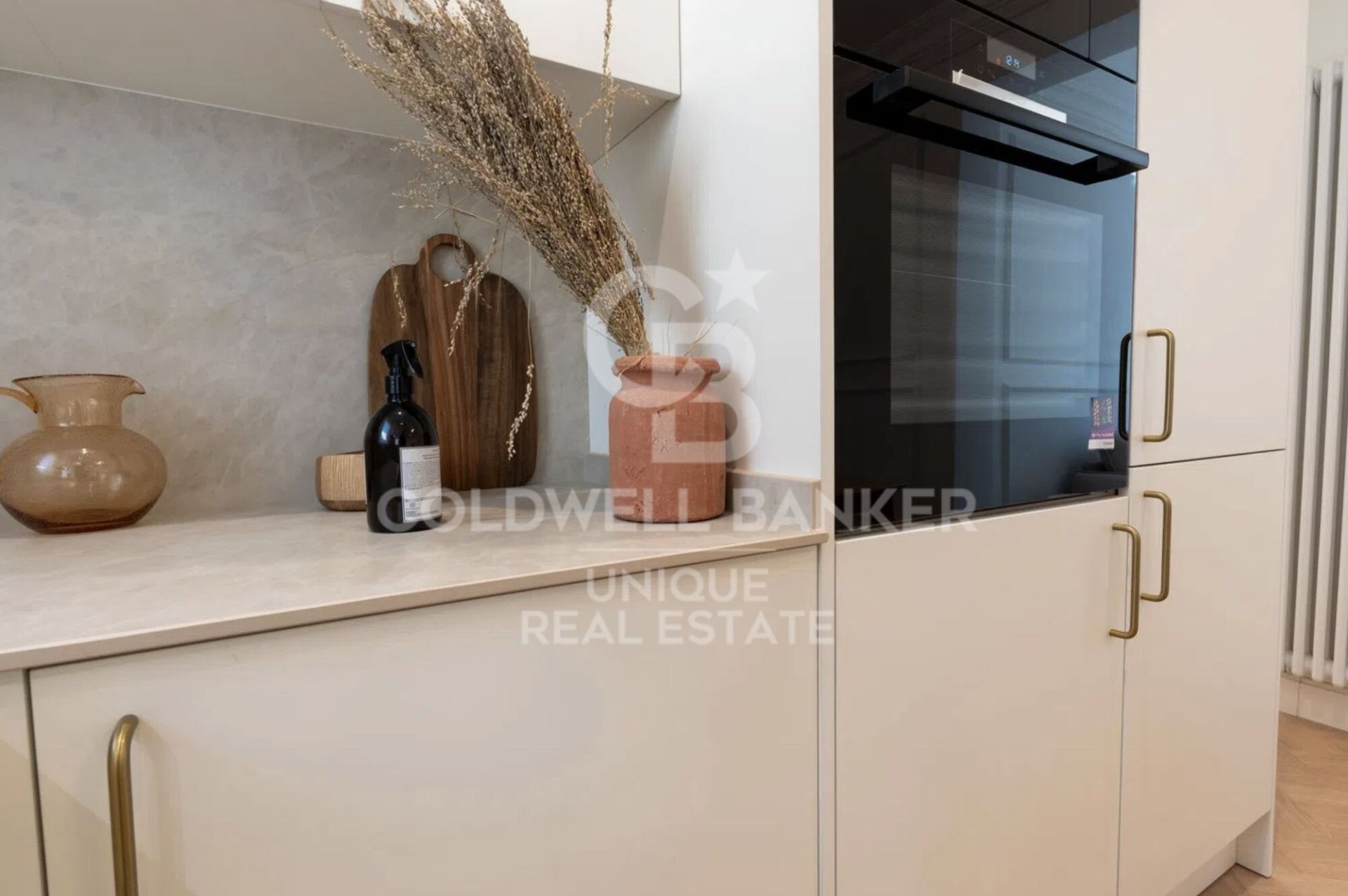 Huoneisto Madrid, Espanja 2 makuuhuonetta, 75 m2 No. 178786
