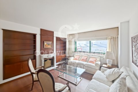 Huoneisto A Coruna, Espanja 4 makuuhuonetta, 151 m2 No. 178784