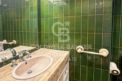 Huoneisto myytävänä A Coruna, Espanja, 4 makuuhuonetta, 151 m2 No. 178784 - kuva 29