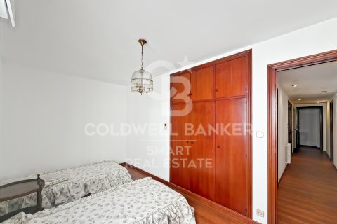 Huoneisto myytävänä A Coruna, Espanja, 4 makuuhuonetta, 151 m2 No. 178784 - kuva 16