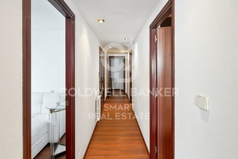 Huoneisto myytävänä A Coruna, Espanja, 4 makuuhuonetta, 151 m2 No. 178784 - kuva 17