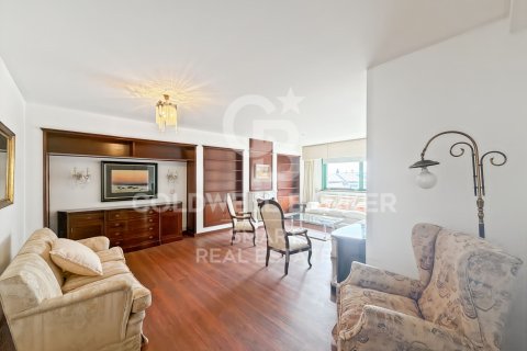 Huoneisto myytävänä A Coruna, Espanja, 4 makuuhuonetta, 151 m2 No. 178784 - kuva 2
