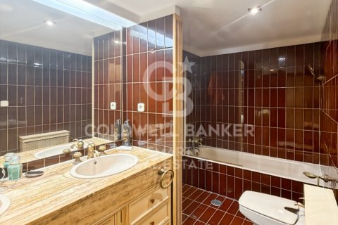 Huoneisto myytävänä A Coruna, Espanja, 4 makuuhuonetta, 151 m2 No. 178784 - kuva 22