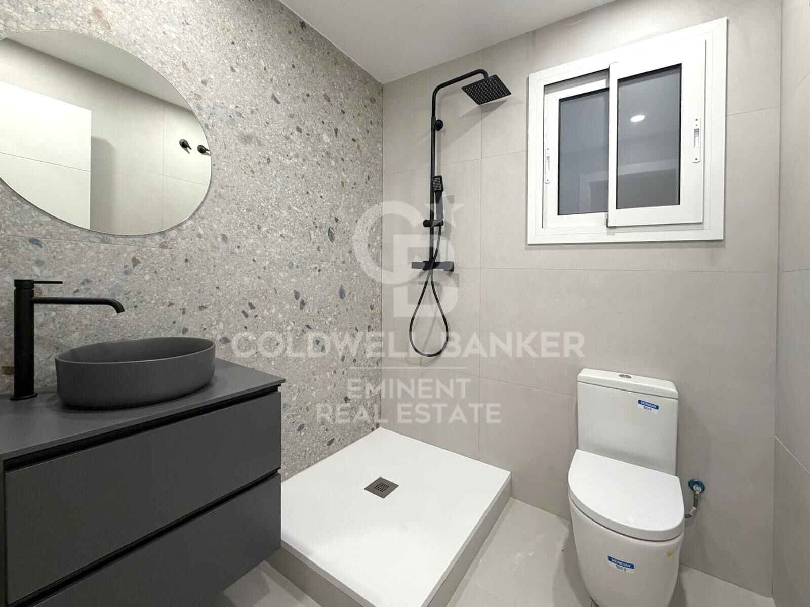 Apartamento en Barcelona, España 2 dormitorios, 64 m2 No. 178783