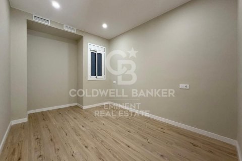 Apartment à vendre à Barcelona, Espagne, 2 chambres, 64 m2 No. 178783 - photo 11