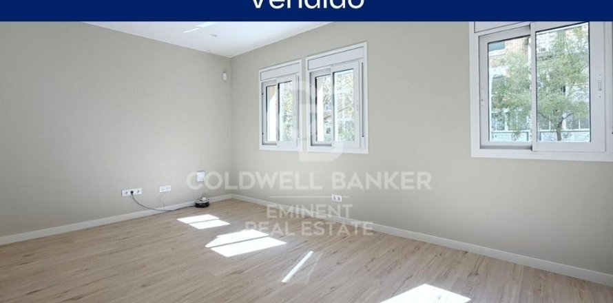 Apartment à Barcelona, Espagne 2 chambres, 64 m2 No. 178783