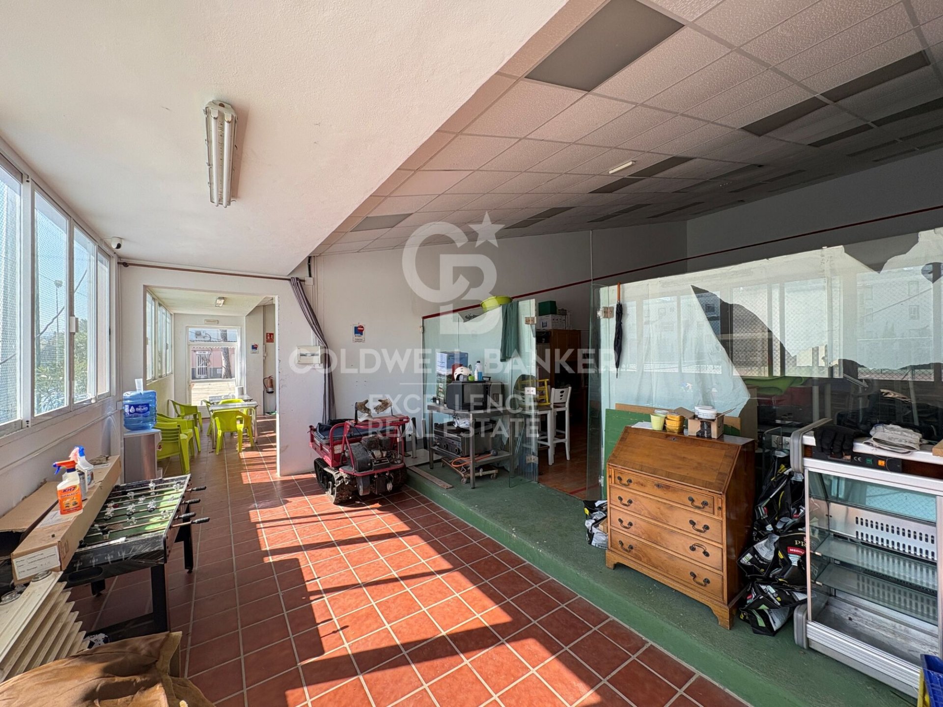 Propiedad comercial en Oliva, València, España 5714 m2 No. 178620