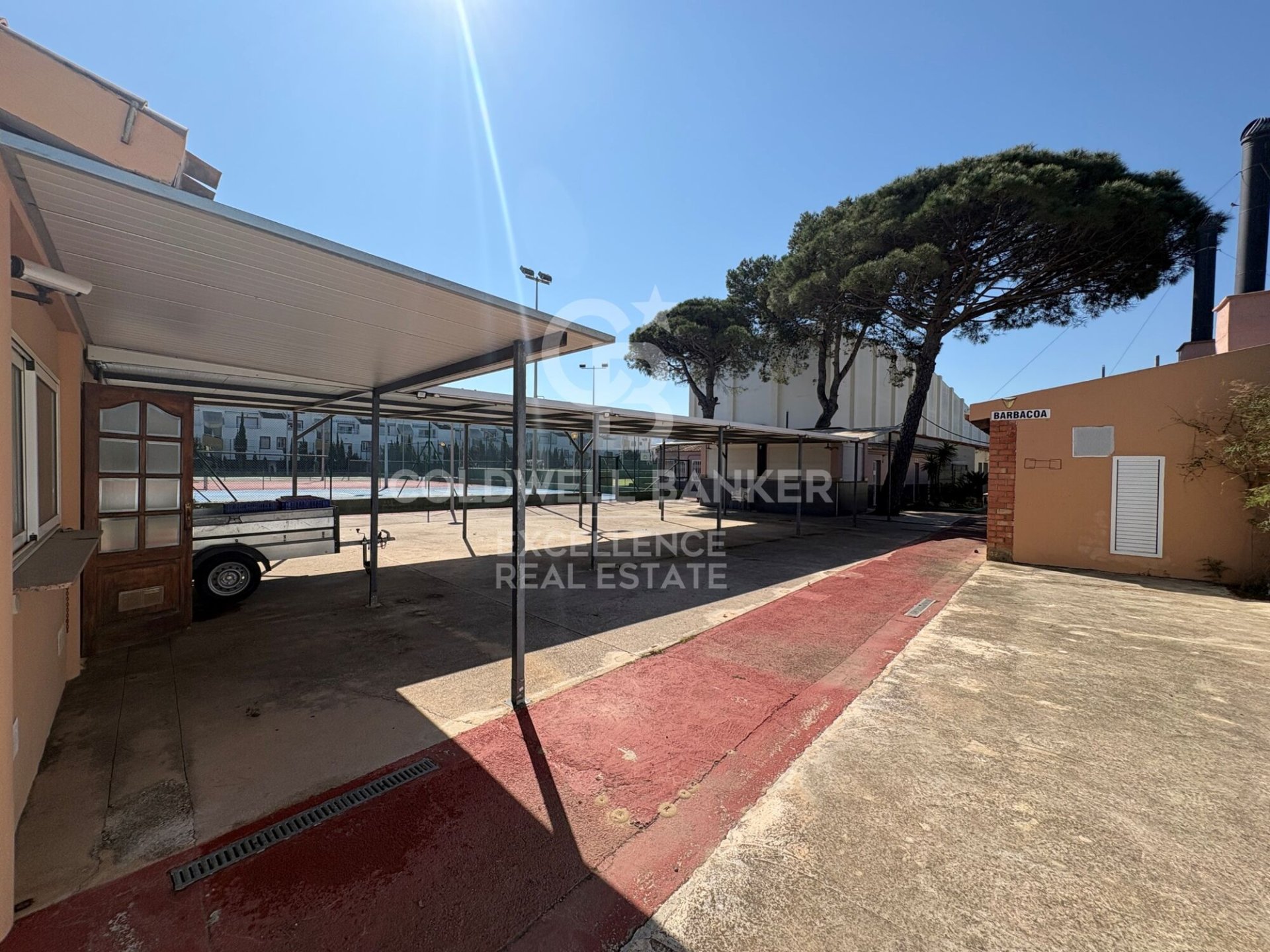 Propiedad comercial en Oliva, València, España 5714 m2 No. 178620