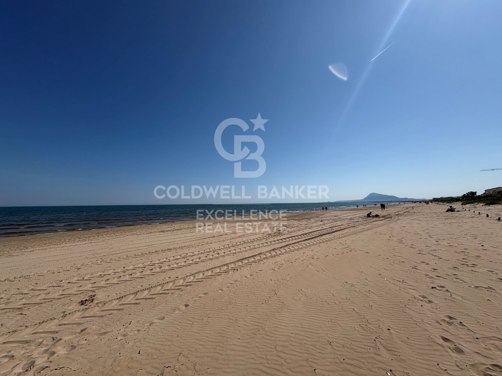 Propiedad comercial en Oliva, València, España 5714 m2 No. 178620