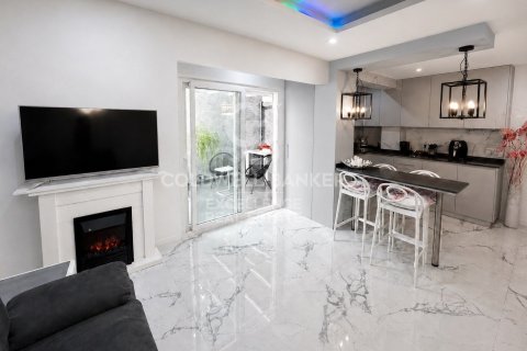 Apartment à Valencia, Espagne 2 chambres, 126 m2 No. 178617