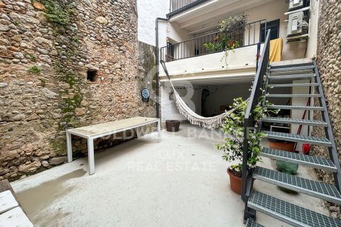 Duplex à vendre à Girona, Espagne, 3 chambres,  No. 178621 - photo 17