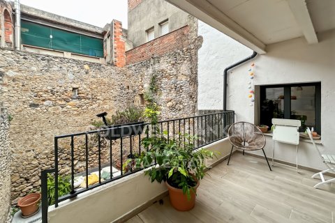 Duplex à vendre à Girona, Espagne, 3 chambres,  No. 178621 - photo 3