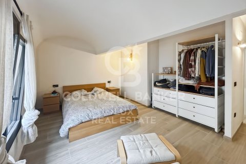 Duplex à vendre à Girona, Espagne, 3 chambres,  No. 178621 - photo 10