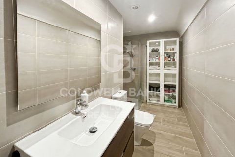 Duplex à vendre à Girona, Espagne, 3 chambres,  No. 178621 - photo 14
