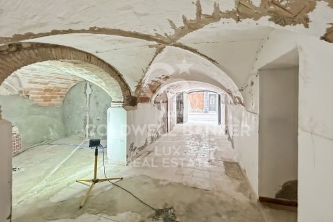 Duplex à vendre à Girona, Espagne, 3 chambres,  No. 178621 - photo 24