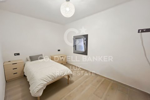 Duplex à vendre à Girona, Espagne, 3 chambres,  No. 178621 - photo 13