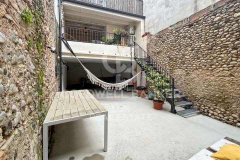 Duplex à vendre à Girona, Espagne, 3 chambres,  No. 178621 - photo 16