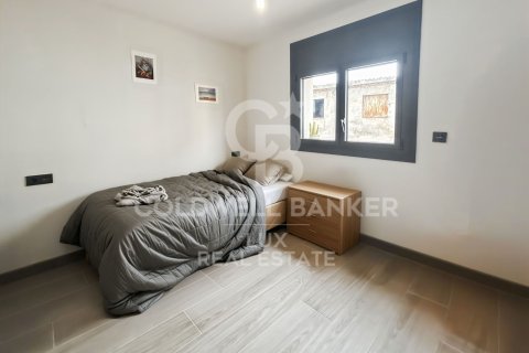 Duplex à vendre à Girona, Espagne, 3 chambres,  No. 178621 - photo 12