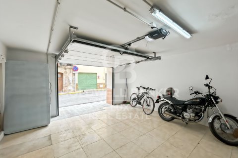 Duplex à vendre à Girona, Espagne, 3 chambres,  No. 178621 - photo 20