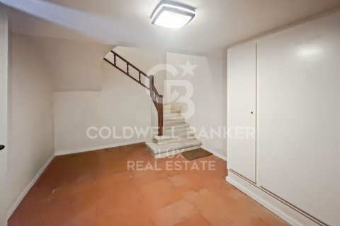 Duplex à vendre à Girona, Espagne, 3 chambres,  No. 178621 - photo 27