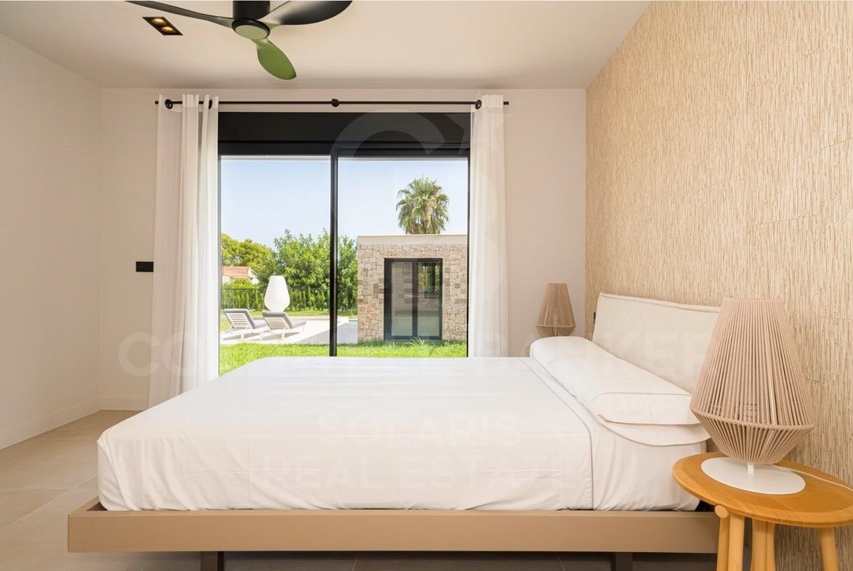 Māja Denia, Alicante, Spānijā 3 istabas, 333 m2 Nr. 178619