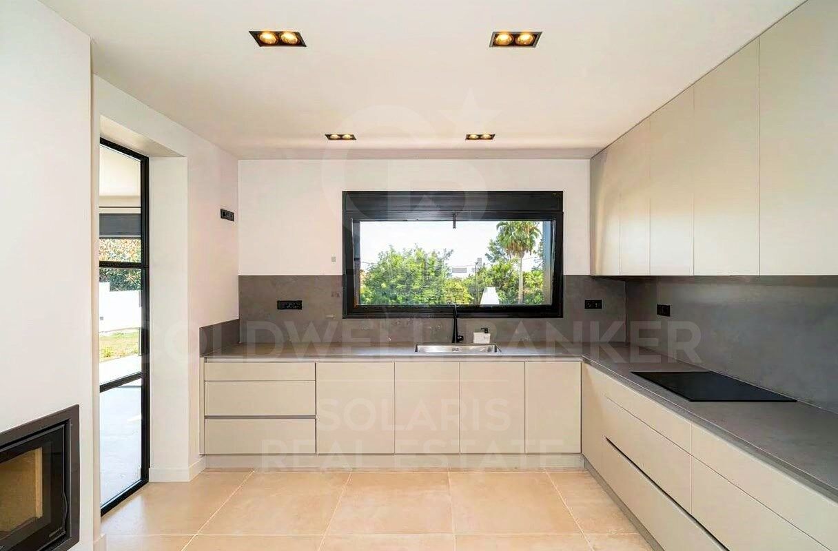Māja Denia, Alicante, Spānijā 3 istabas, 333 m2 Nr. 178619