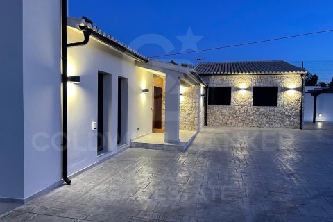 House à vendre à Denia, Alicante, Espagne, 3 chambres, 333 m2 No. 178619 - photo 24