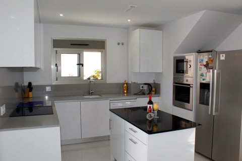 Villa à vendre à San Miguel de Salinas, Alicante, Espagne, 3 chambres, 118 m2 No. 142933 - photo 7