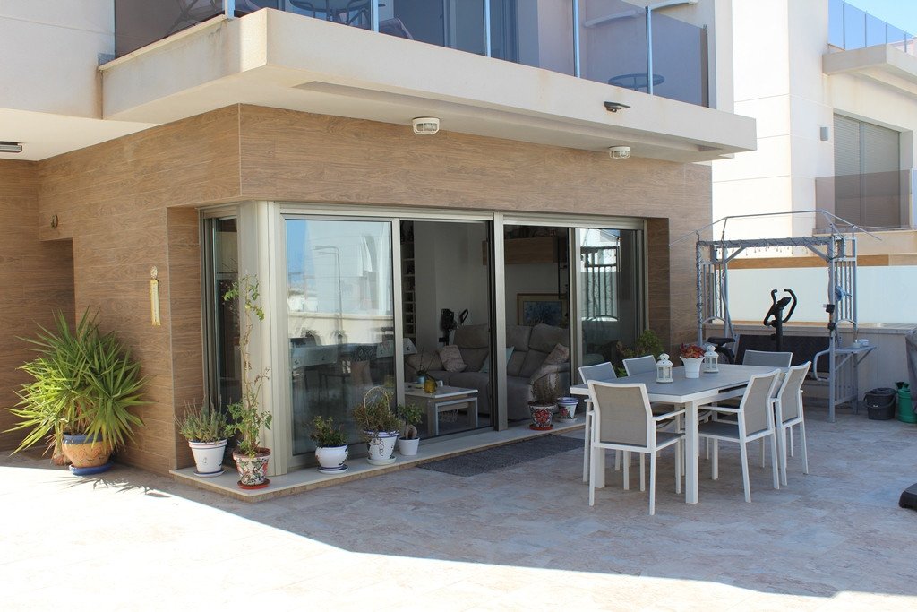 Huvila San Miguel de Salinas, Alicante, Espanja 3 makuuhuonetta, 118 m2 No. 142933