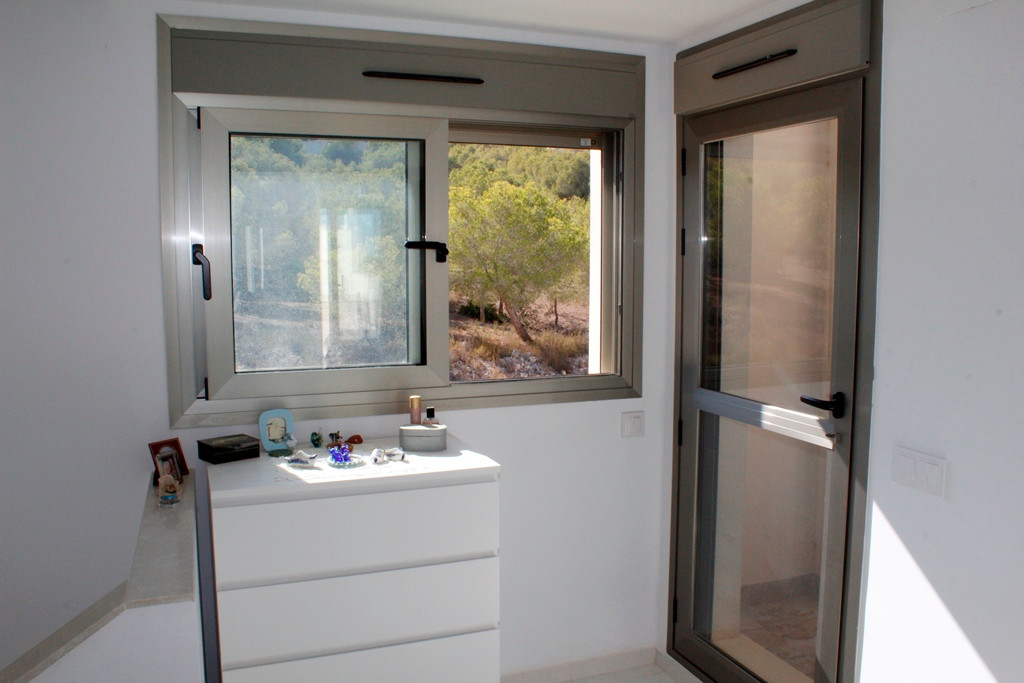 Huvila San Miguel de Salinas, Alicante, Espanja 3 makuuhuonetta, 118 m2 No. 142933