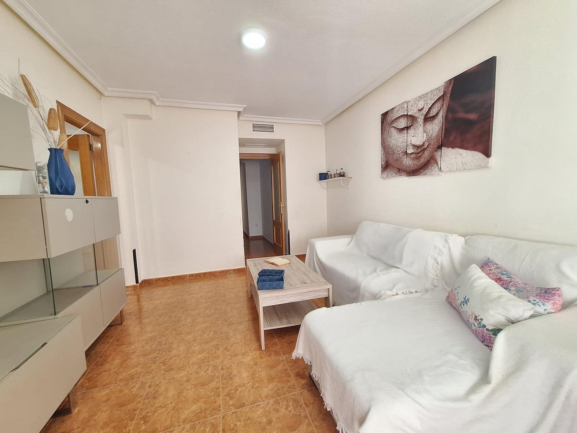 Apartment in Torrevieja, Alicante, Spain 3 bedrooms, 83 sq.m. No. 184271