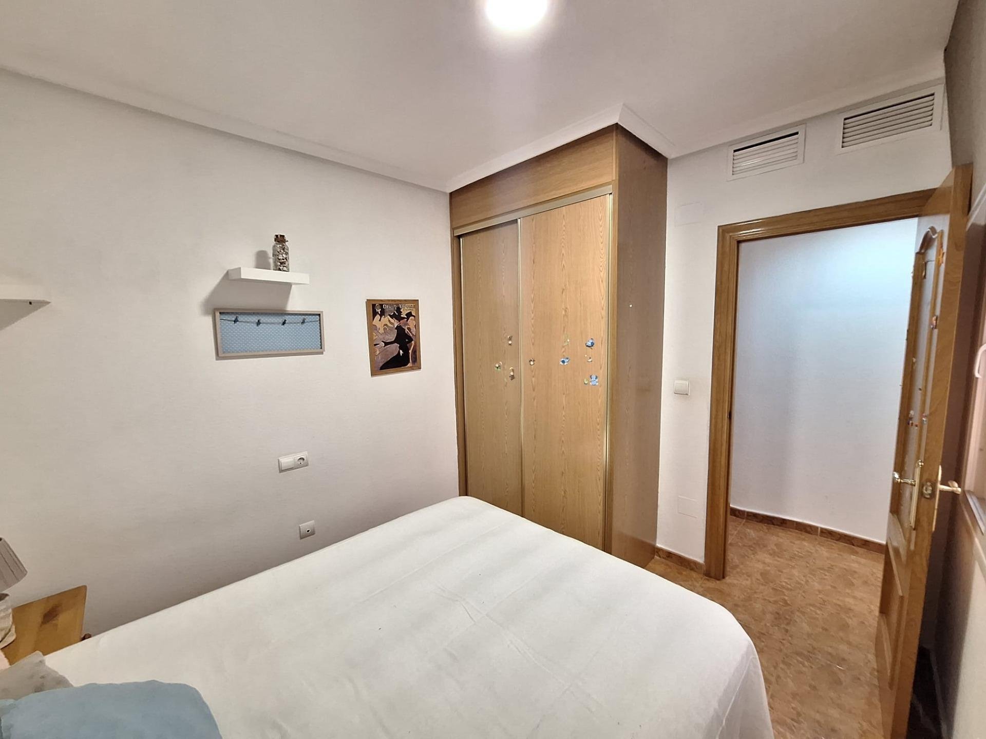 Apartment in Torrevieja, Alicante, Spain 3 bedrooms, 83 sq.m. No. 184271