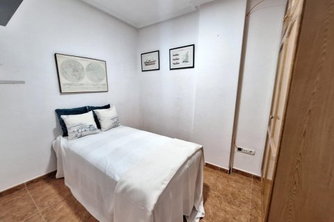 Продажа квартиры в Торревьеха, Аликанте, Испания 3 спальни, 83м2 №184271 - фото 18